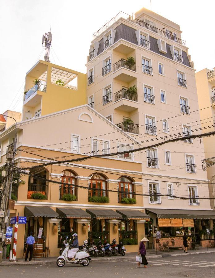 The Lighthouse Hotel Can Tho Exterior photo